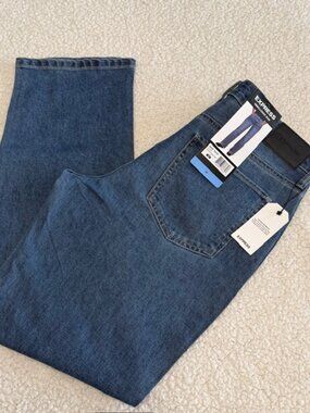 NWT Express Embellished Jeans Women’s Size 10 Blue Mid Wash Straight Leg MSRP $9